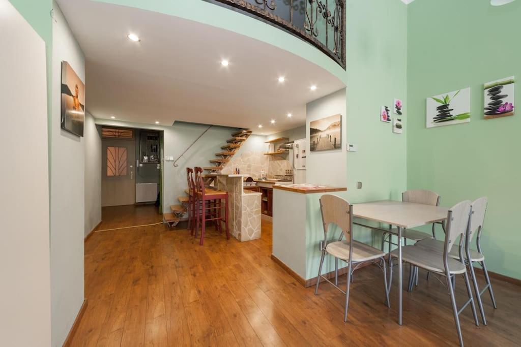 Main Street Apartment / Heart Of Bp Boedapest Buitenkant foto