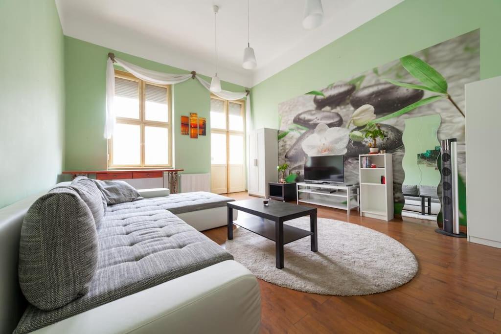 Main Street Apartment / Heart Of Bp Boedapest Buitenkant foto